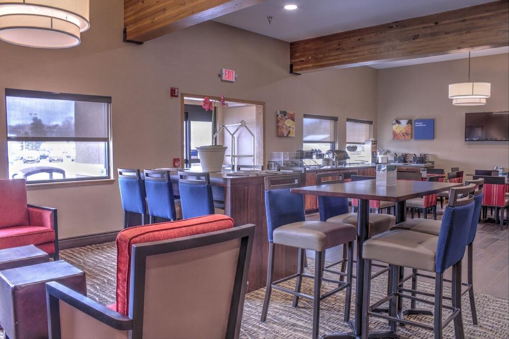 Comfort Inn At Buffalo Bill Village Resort Cody Extérieur photo